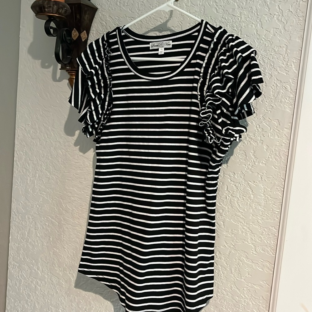 Women’s blouse